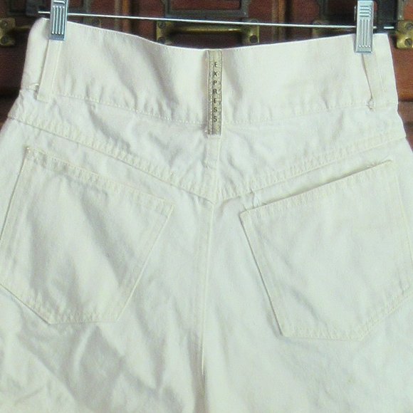 Ivory Denim Cuffed Shorts EXP JEANS 9/10 - Picture 5 of 5